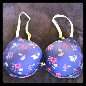 Victoria’s Secret push up bra